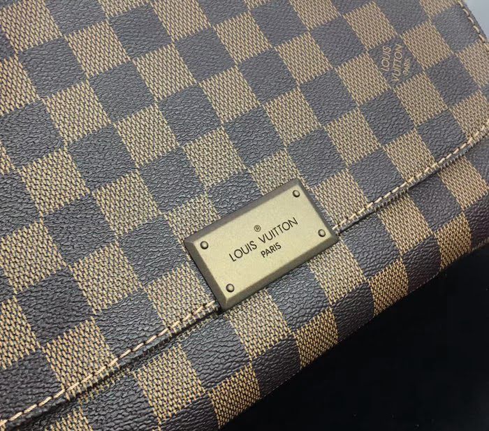路易威登LV頂級原單N41213DISTRICT小號男士斜跨包 奢華的 Damier Ebène帆布面料 YDH1221
